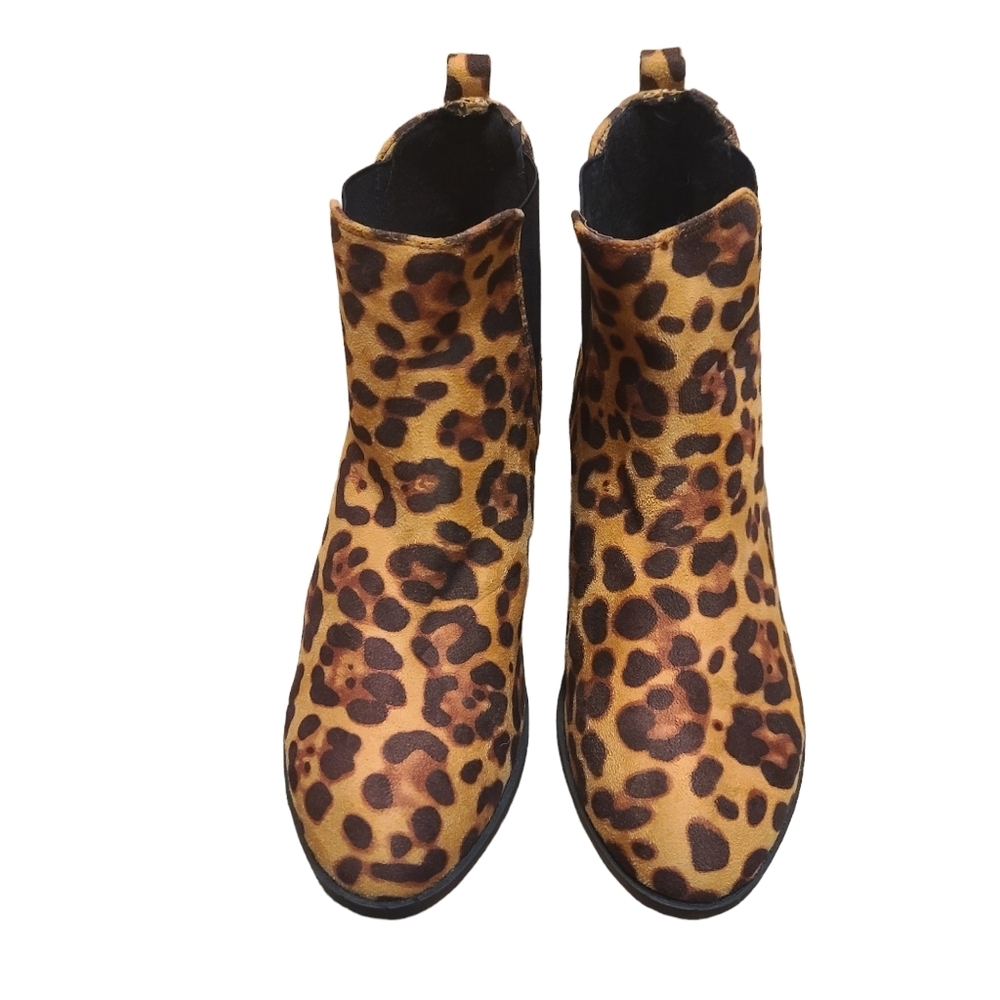 Forever Booties Women's Animal Print size 8.5 New without Box - Picture 3 of 7